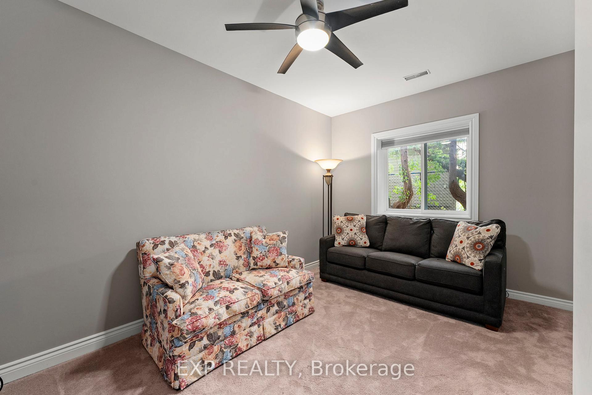 Photo 29 of 55 Westwind Circle, Georgina, Historic Lakeshore Communities — HOMEH