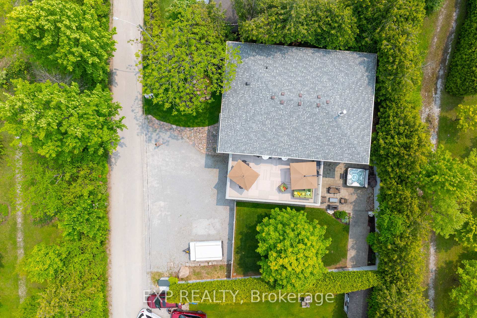 Photo 40 of 55 Westwind Circle, Georgina, Historic Lakeshore Communities — HOMEH