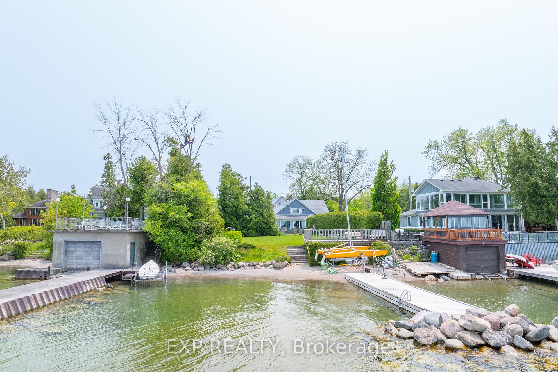 Photo 44 of 55 Westwind Circle, Georgina, Historic Lakeshore Communities — HOMEH