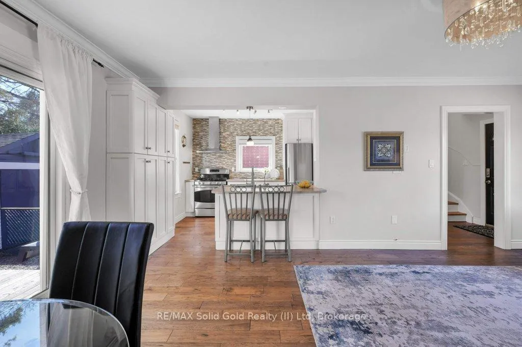 Photo 21 of 47 2nd Avenue, Cambridge — HOMEH
