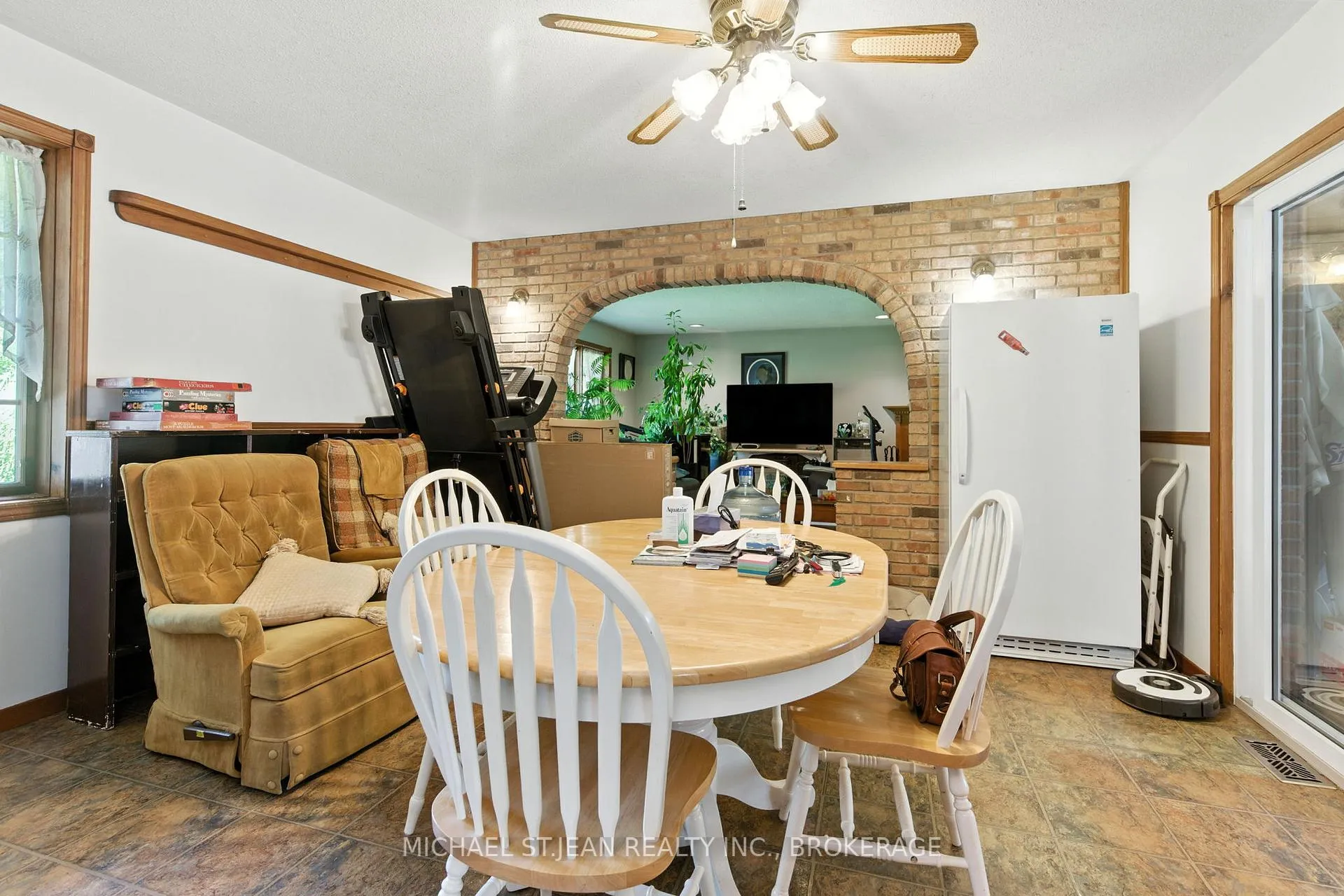 Photo 10 of 42347 Highway 3, Wainfleet, Marshville/Winger — HOMEH