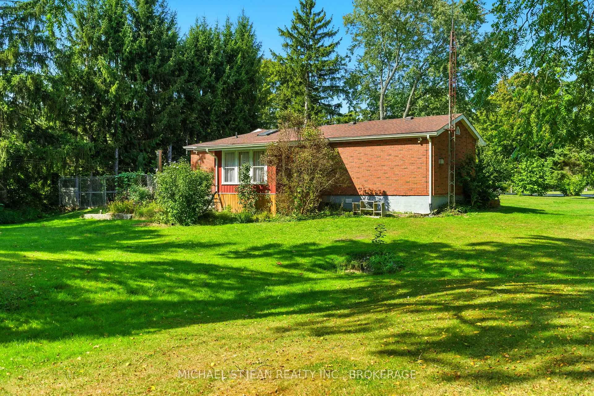 Photo 24 of 42347 Highway 3, Wainfleet, Marshville/Winger — HOMEH