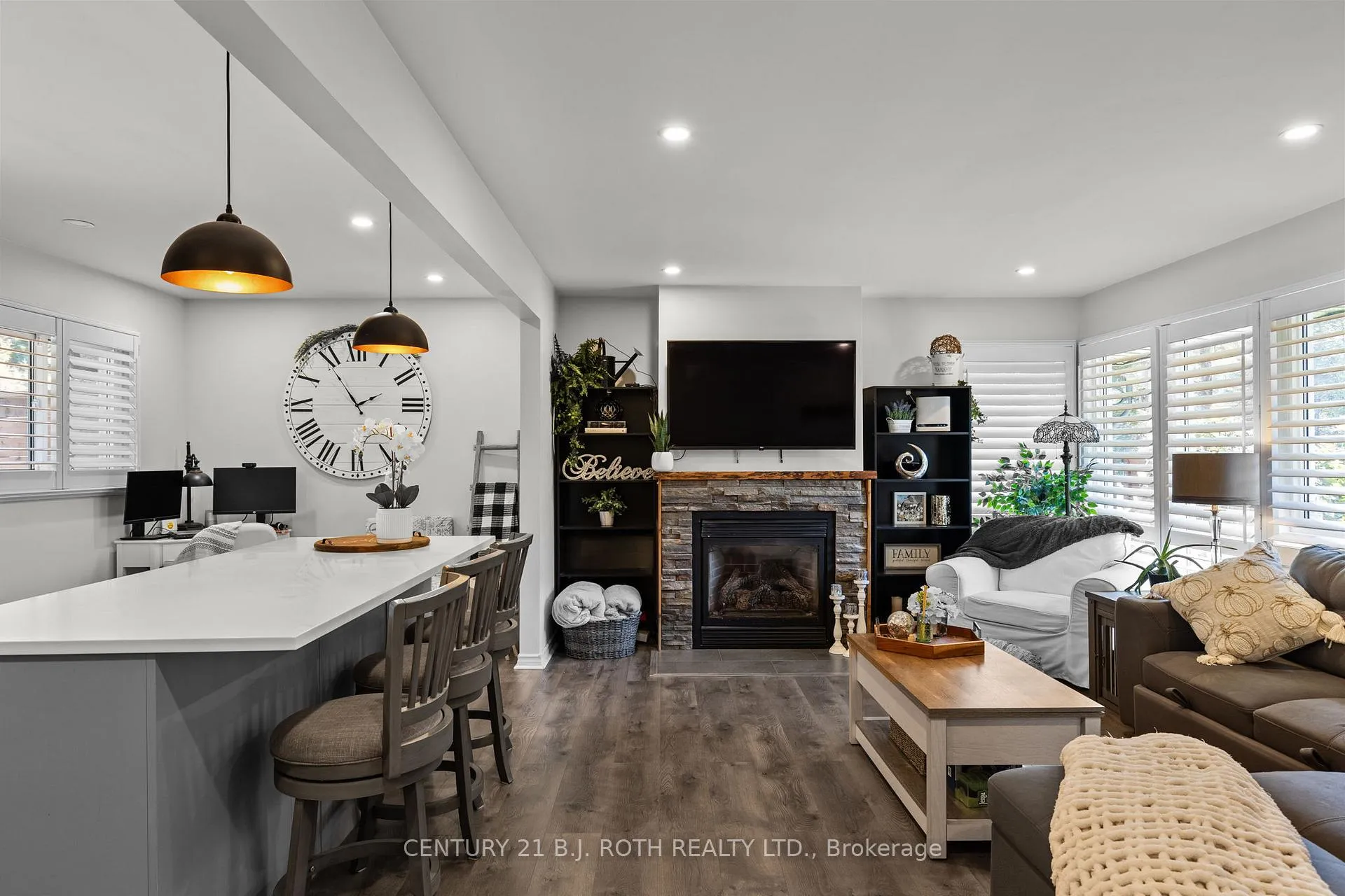 Photo 4 of 1551 Gill Road, Springwater, Midhurst — HOMEH
