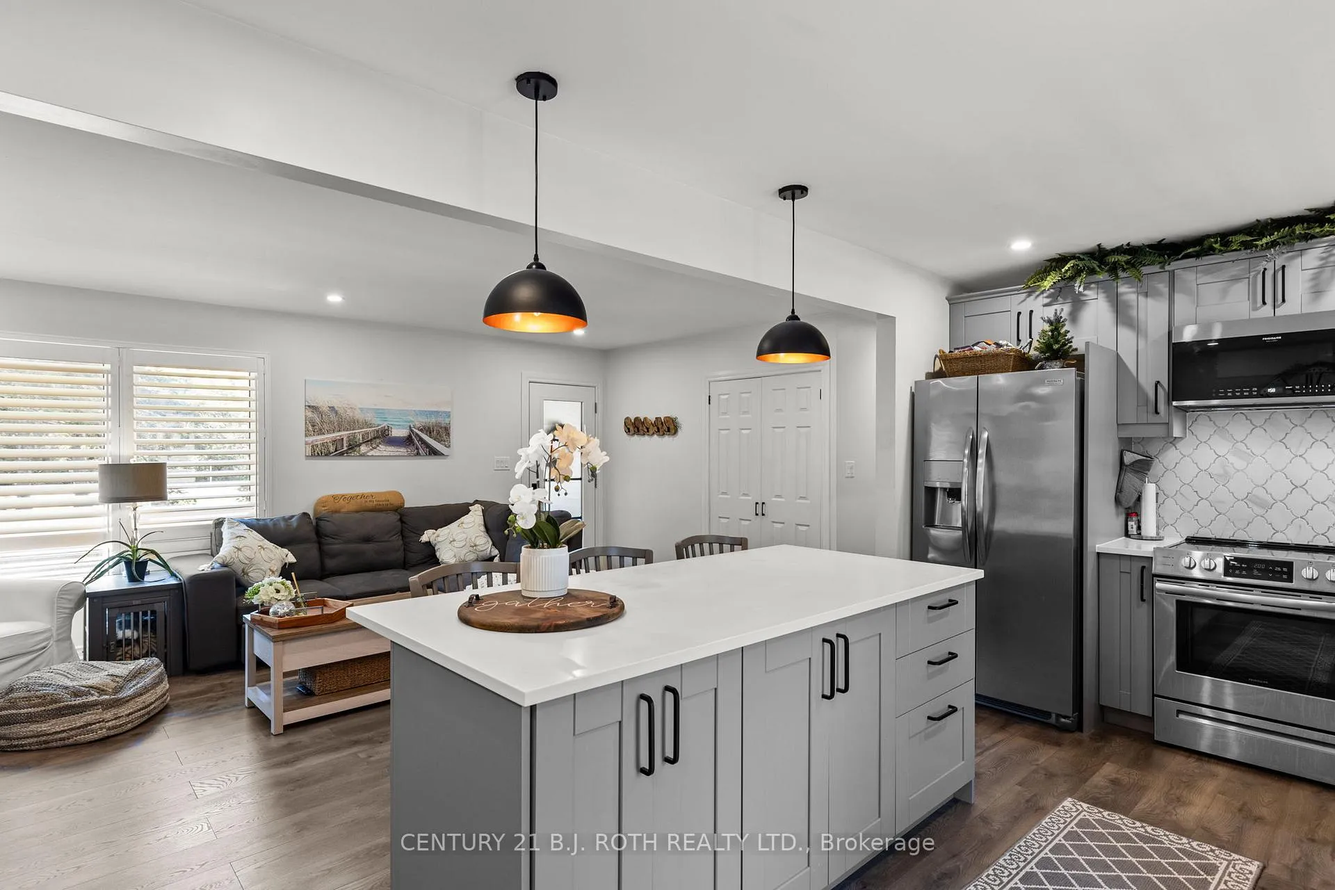 Photo 10 of 1551 Gill Road, Springwater, Midhurst — HOMEH