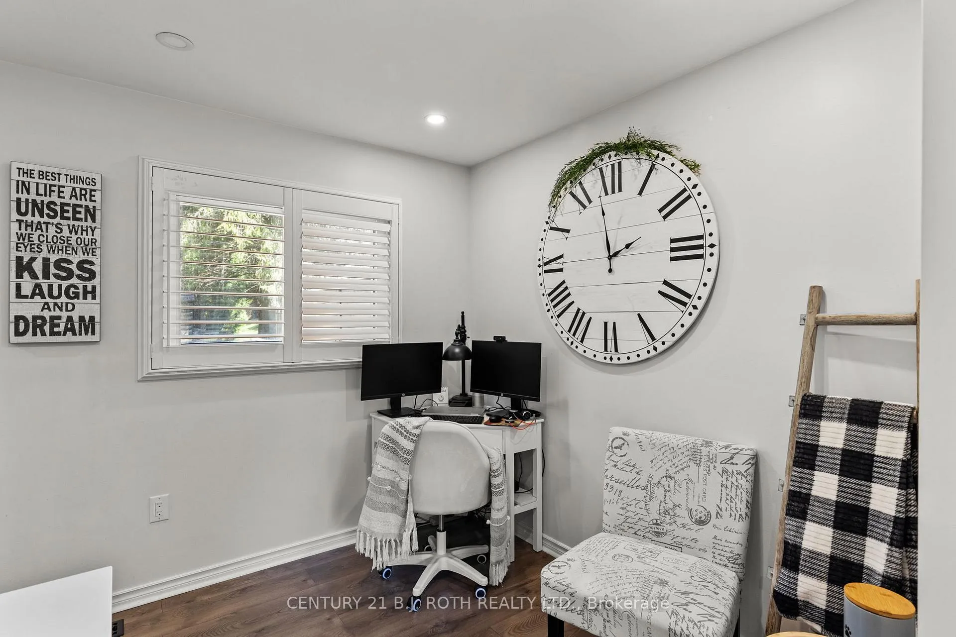 Photo 11 of 1551 Gill Road, Springwater, Midhurst — HOMEH