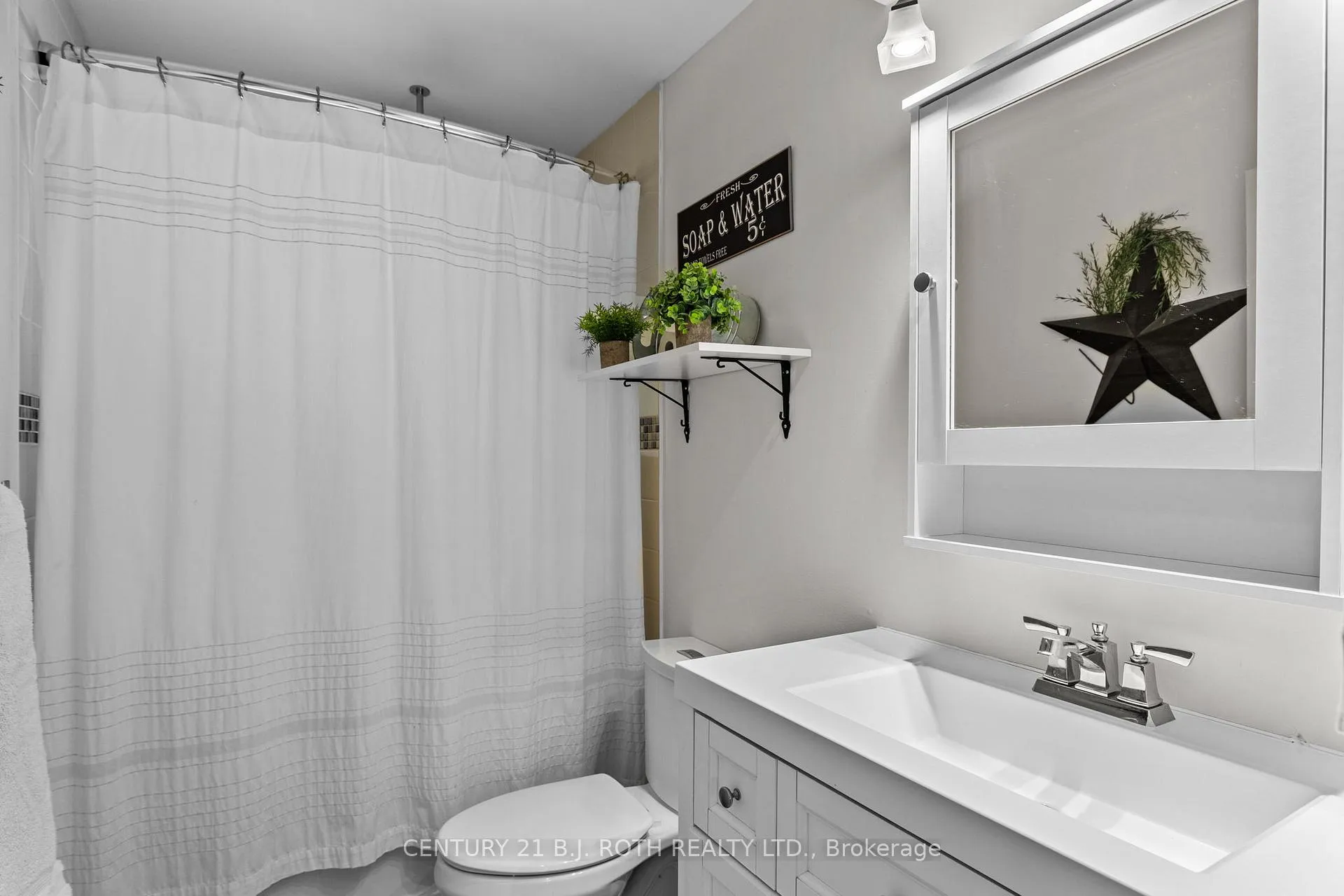 Photo 12 of 1551 Gill Road, Springwater, Midhurst — HOMEH