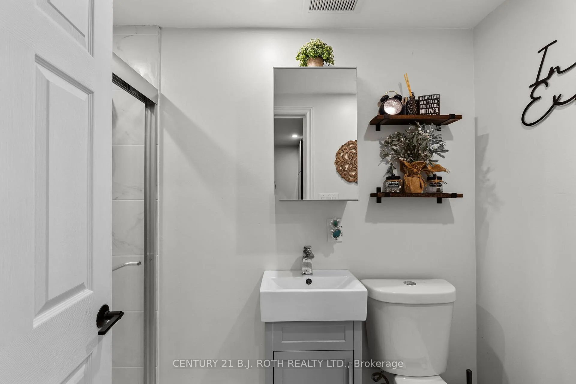 Photo 19 of 1551 Gill Road, Springwater, Midhurst — HOMEH