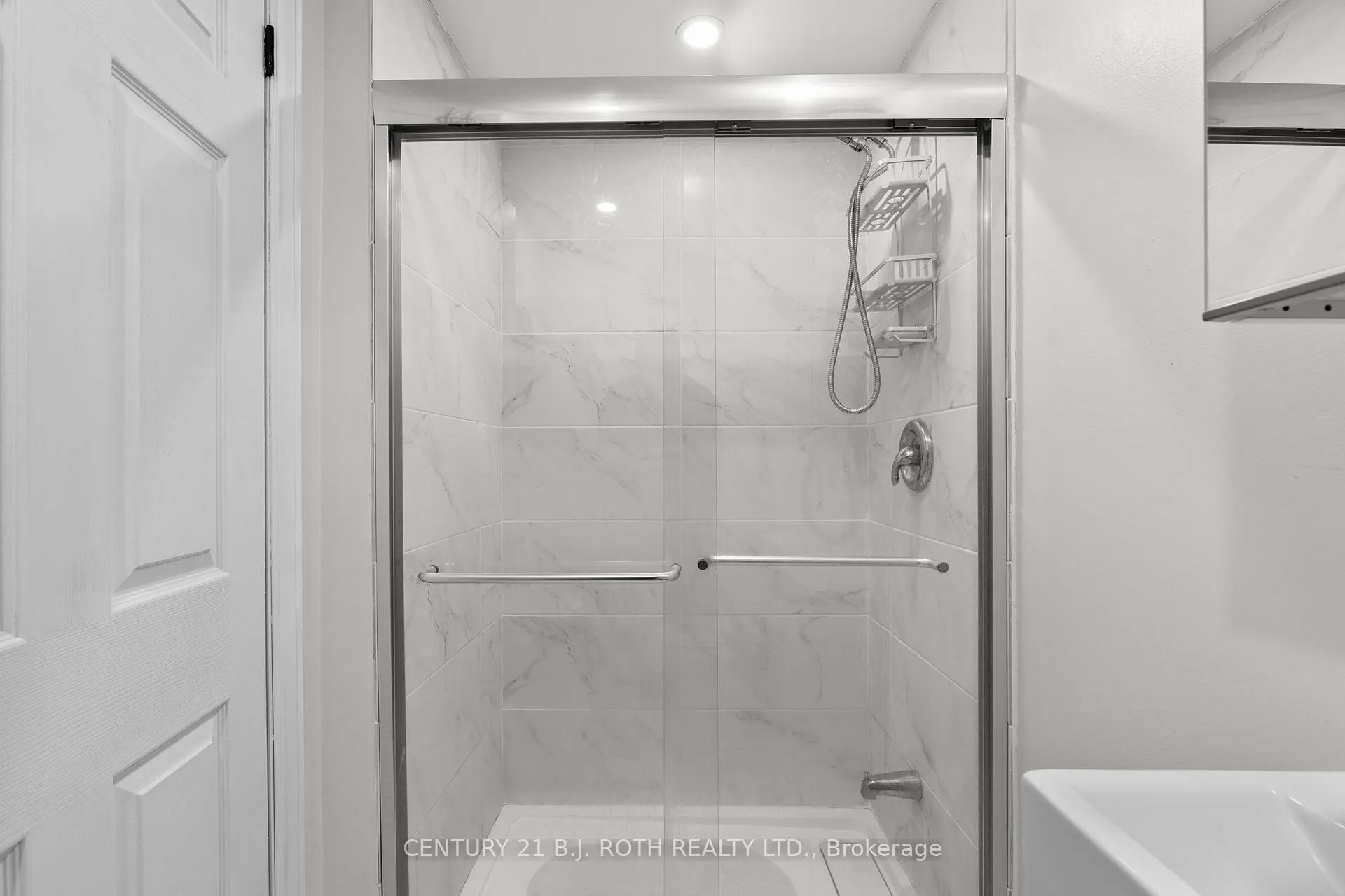 Photo 20 of 1551 Gill Road, Springwater, Midhurst — HOMEH