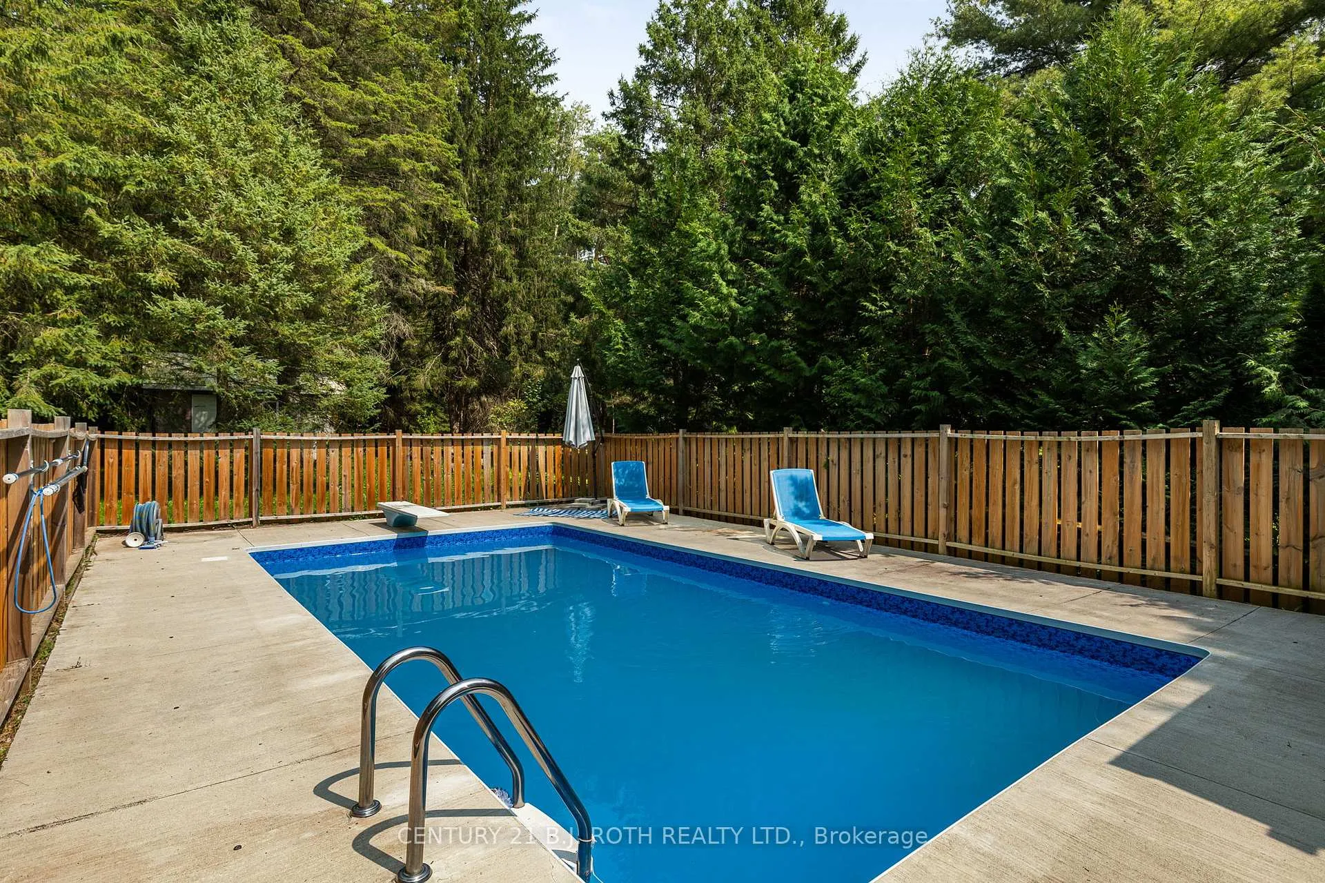 Photo 31 of 1551 Gill Road, Springwater, Midhurst — HOMEH