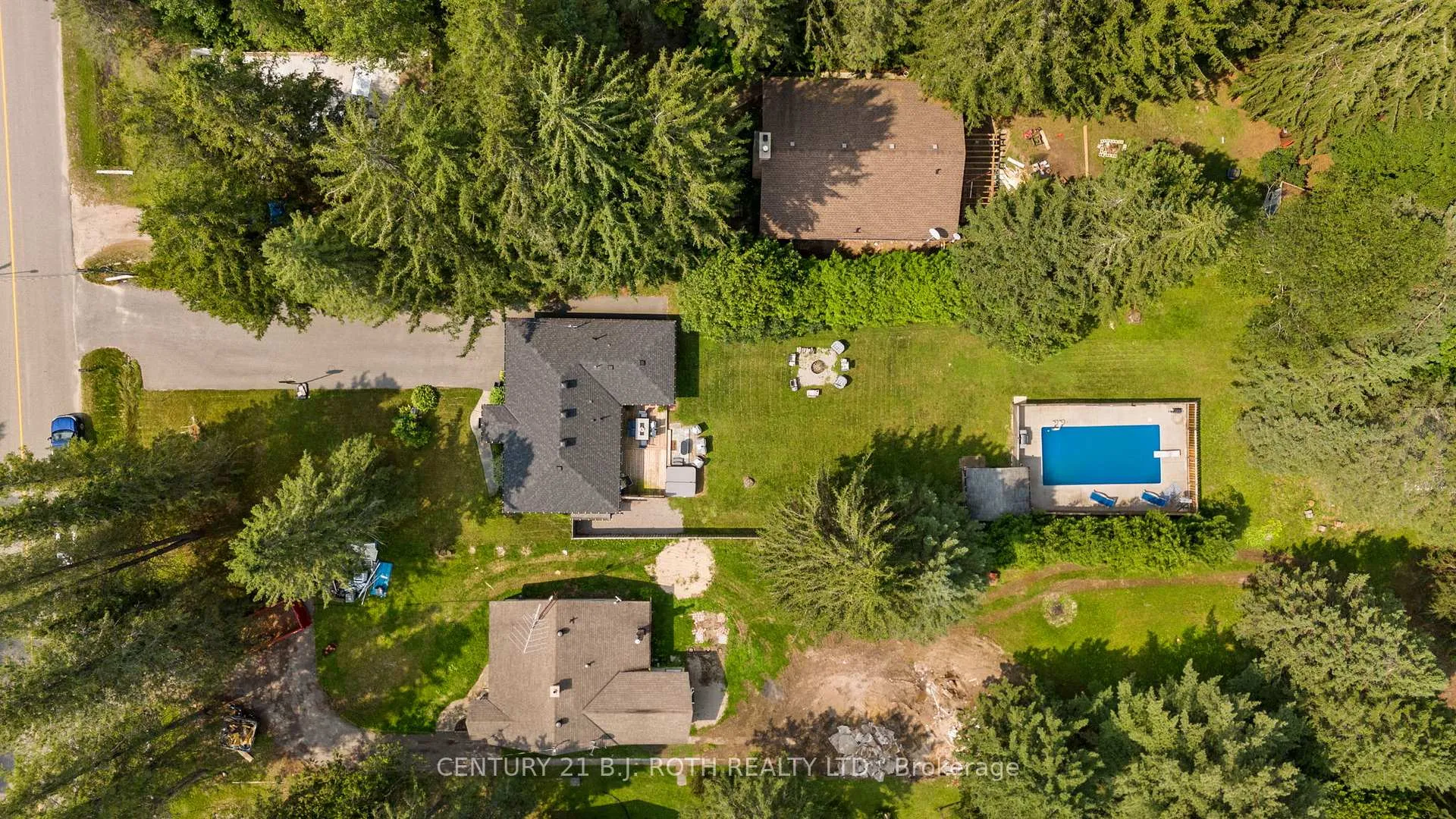 Photo 32 of 1551 Gill Road, Springwater, Midhurst — HOMEH