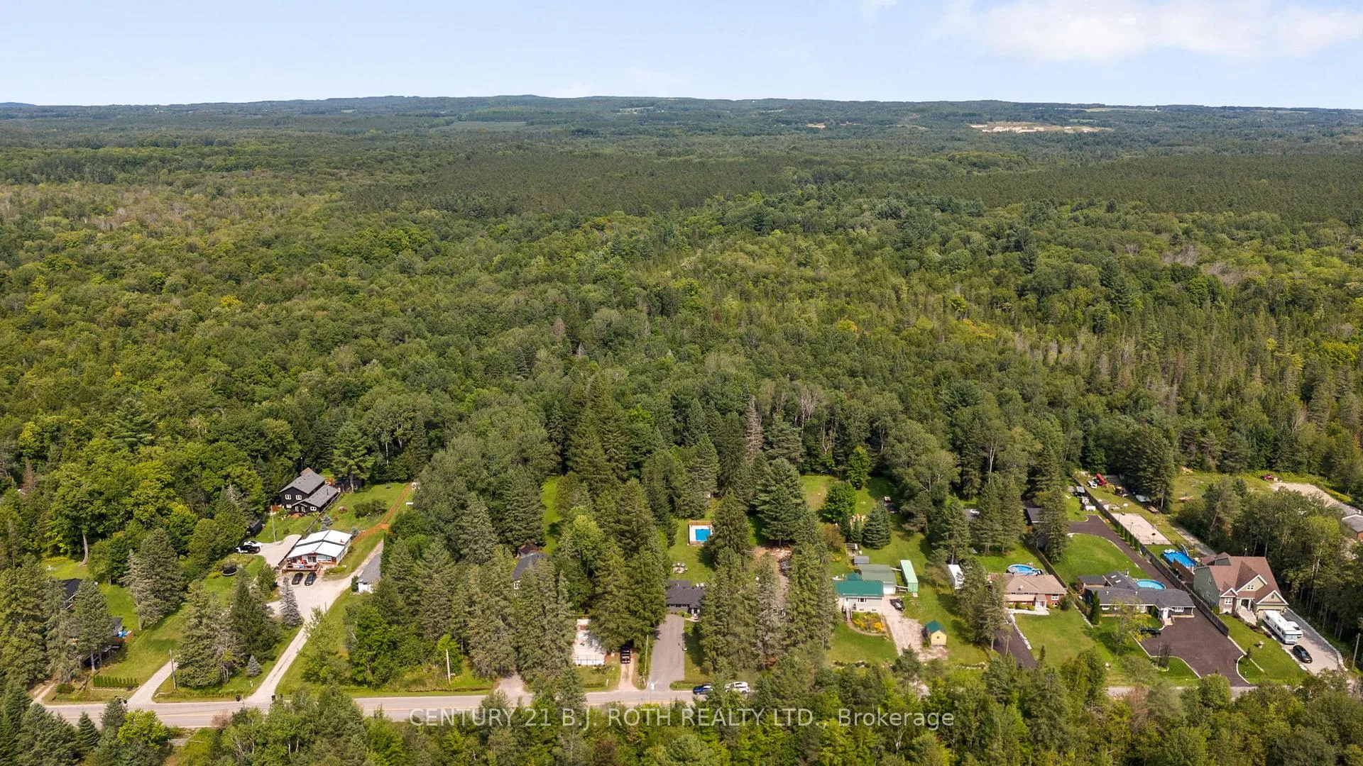 Photo 35 of 1551 Gill Road, Springwater, Midhurst — HOMEH