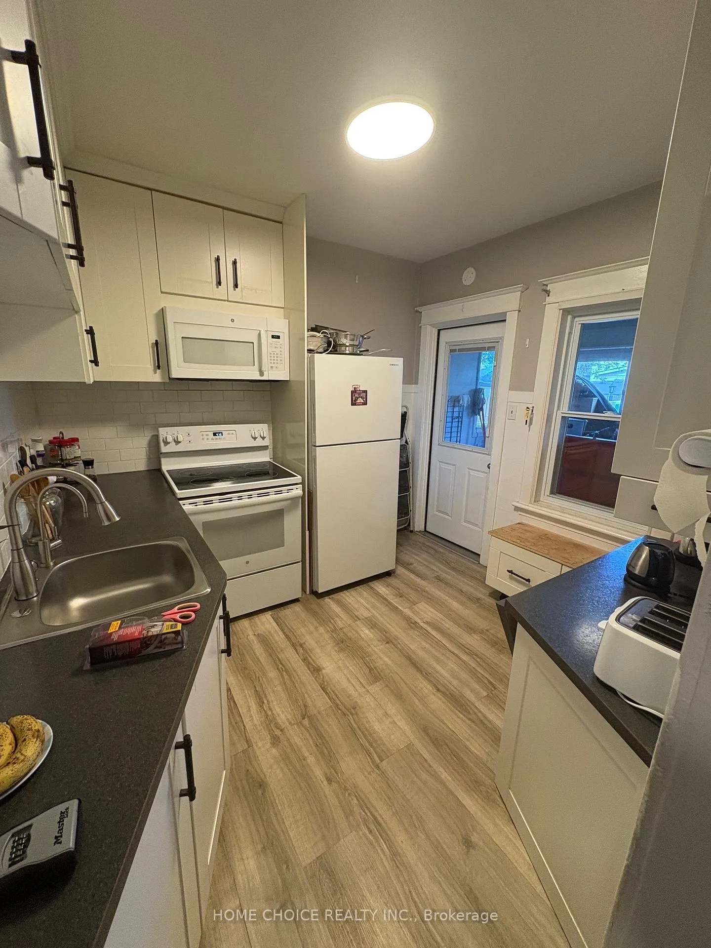 Photo 6 of 378 Paling Avenue, Hamilton, Homeside — HOMEH