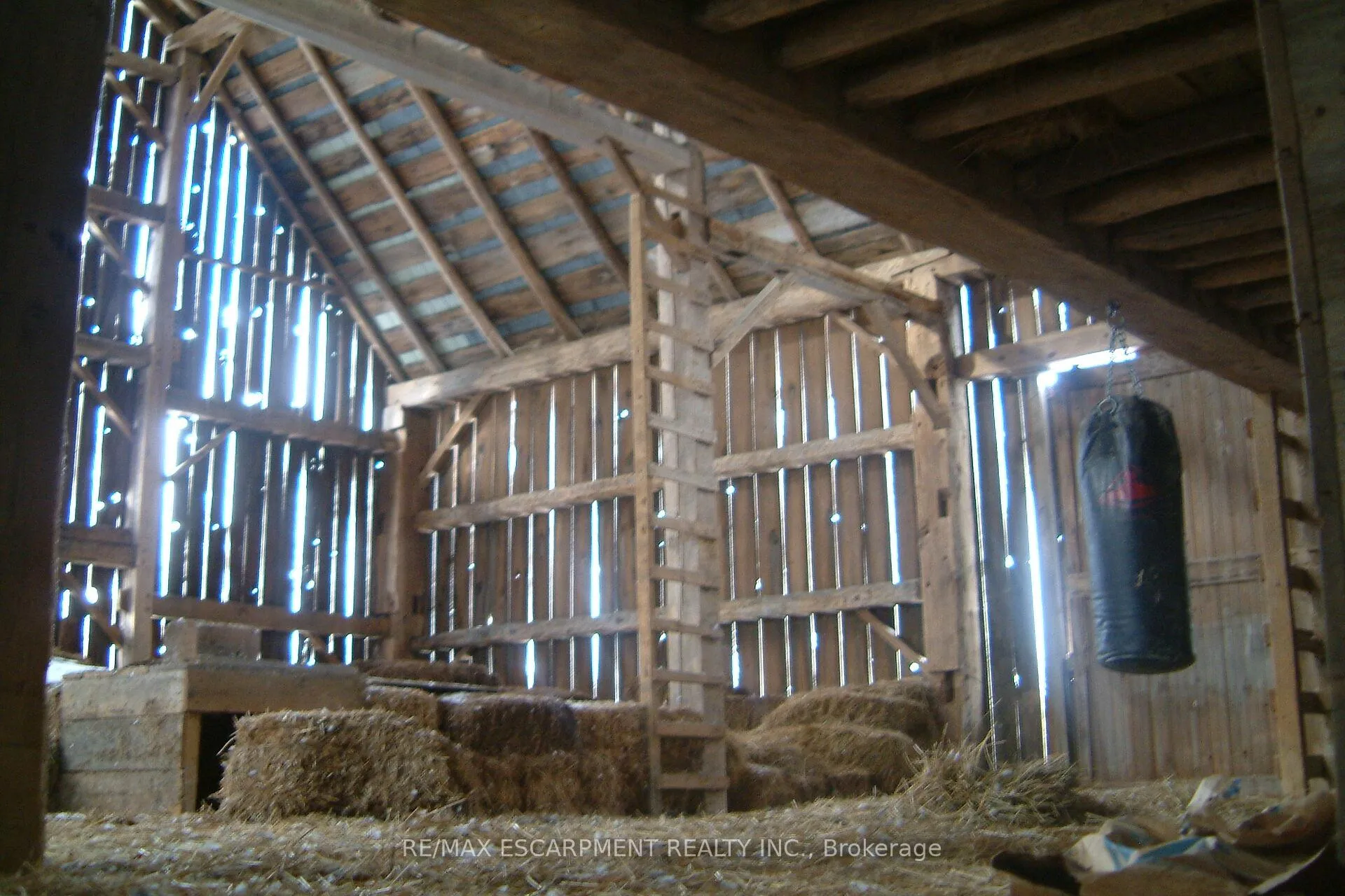 Photo 9 of 450 Concession 4 Road, Haldimand — HOMEH
