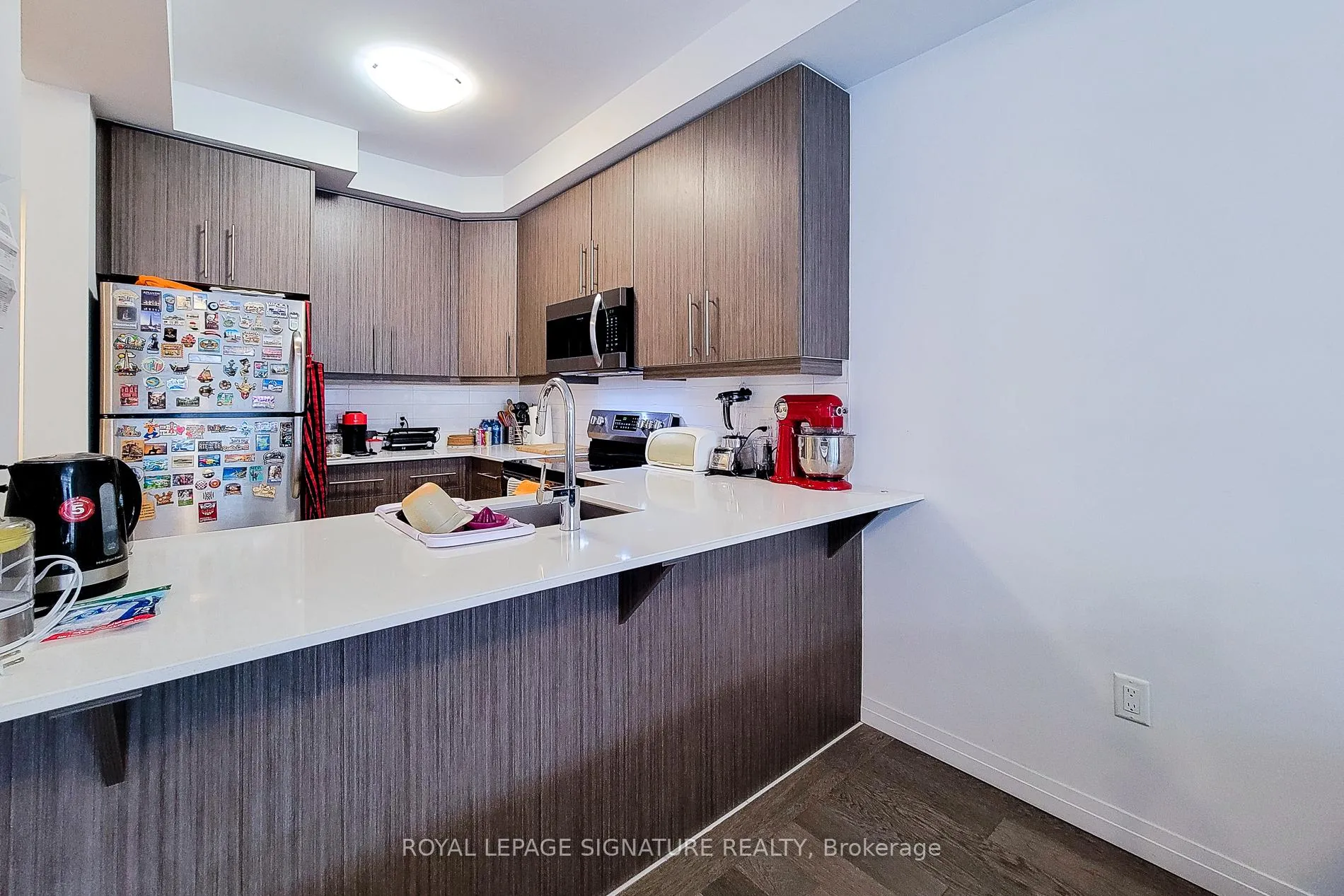 Photo 4 of Unit 94, 30 Times Square Boulevard, Hamilton, Stoney Creek — HOMEH