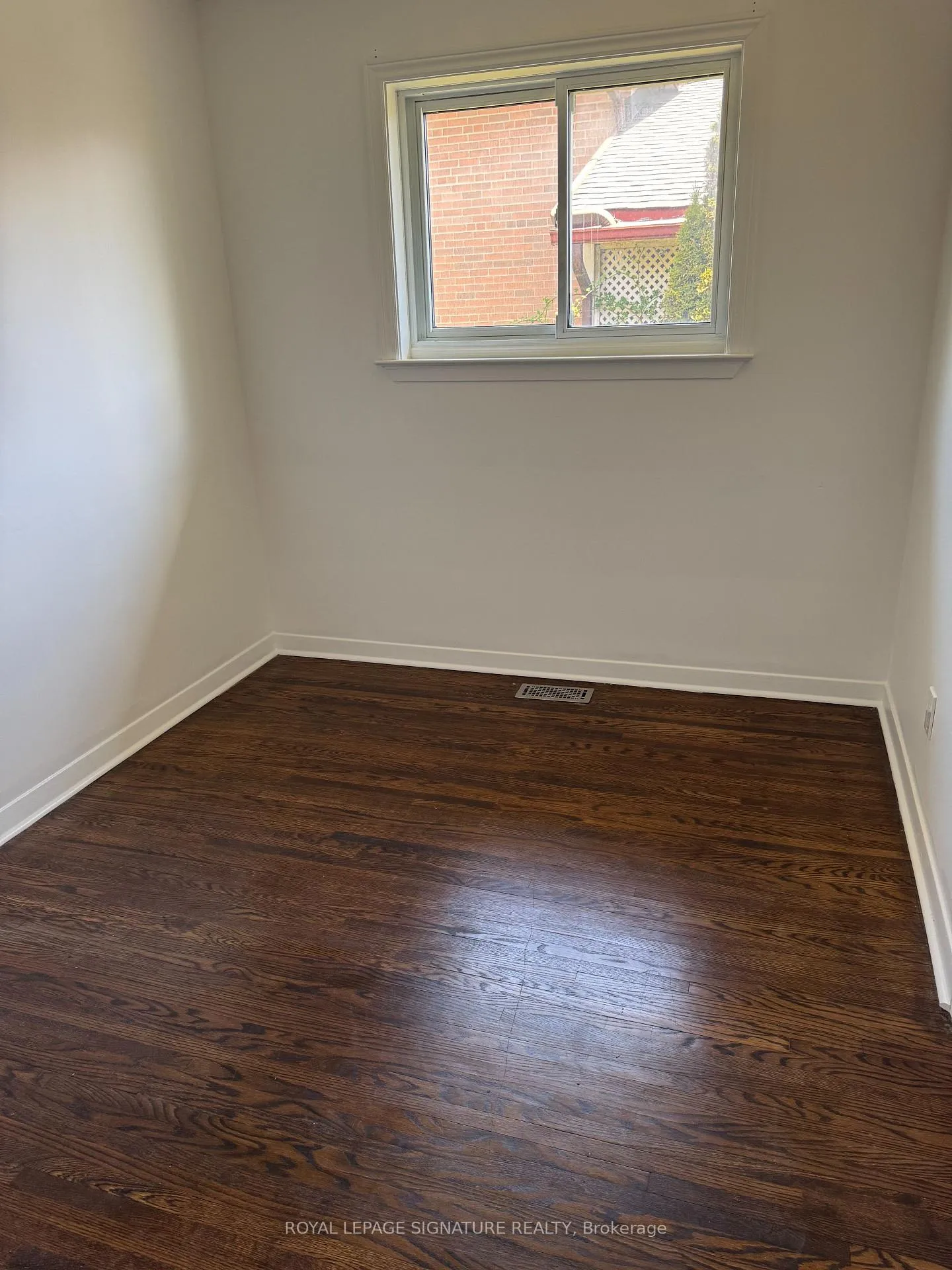 Photo 7 of Unit Main, 199 Greyabby Trail, Toronto, East End-Danforth — HOMEH