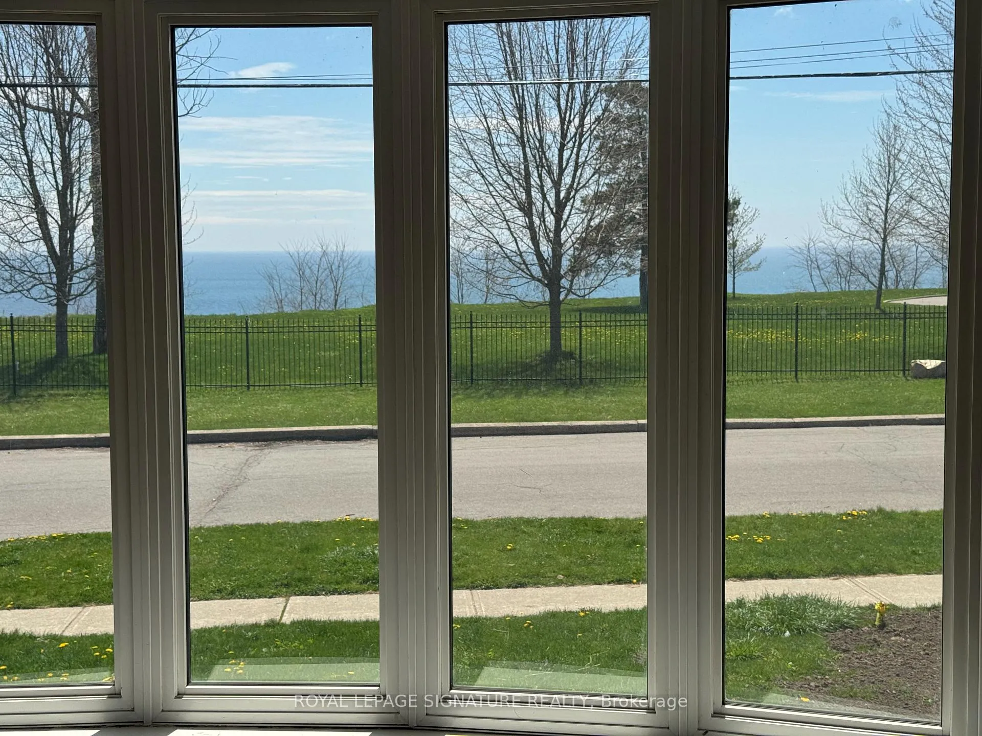 Photo 8 of Unit Main, 199 Greyabby Trail, Toronto, East End-Danforth — HOMEH
