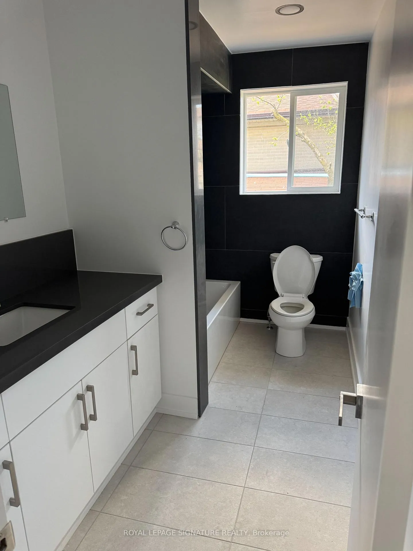 Photo 11 of Unit Main, 199 Greyabby Trail, Toronto, East End-Danforth — HOMEH