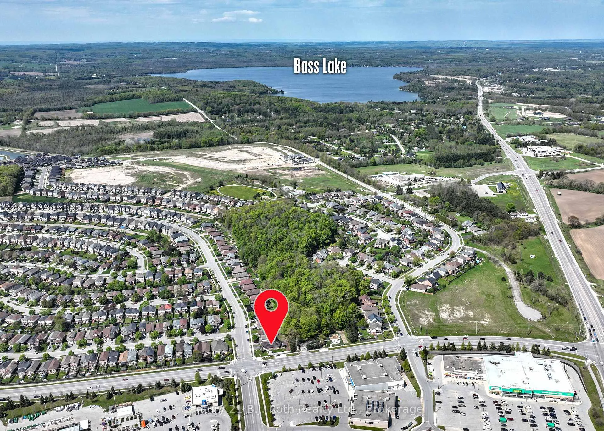 Photo 15 of 3196 Monarch Drive, Orillia — HOMEH