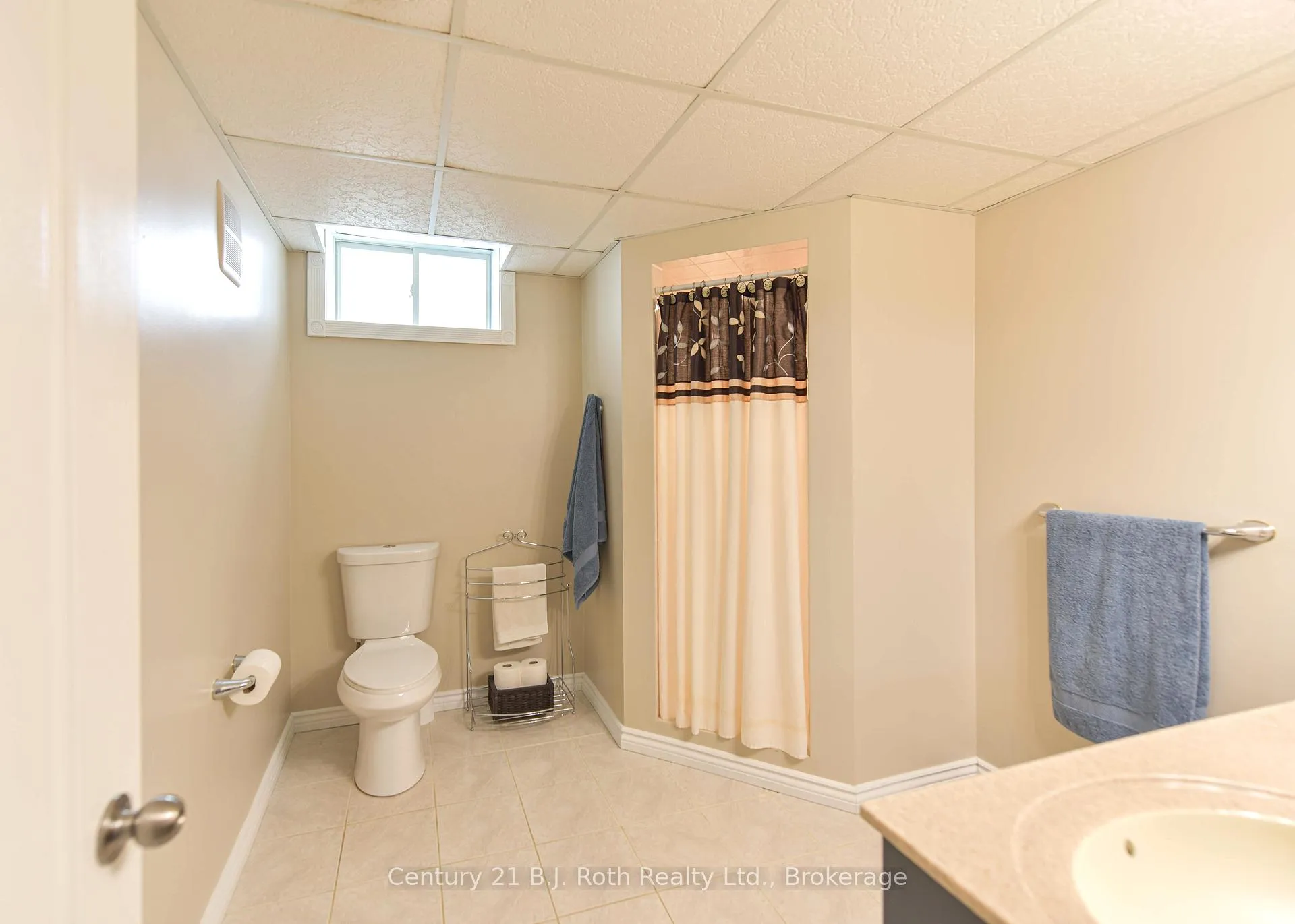 Photo 45 of 3196 Monarch Drive, Orillia — HOMEH