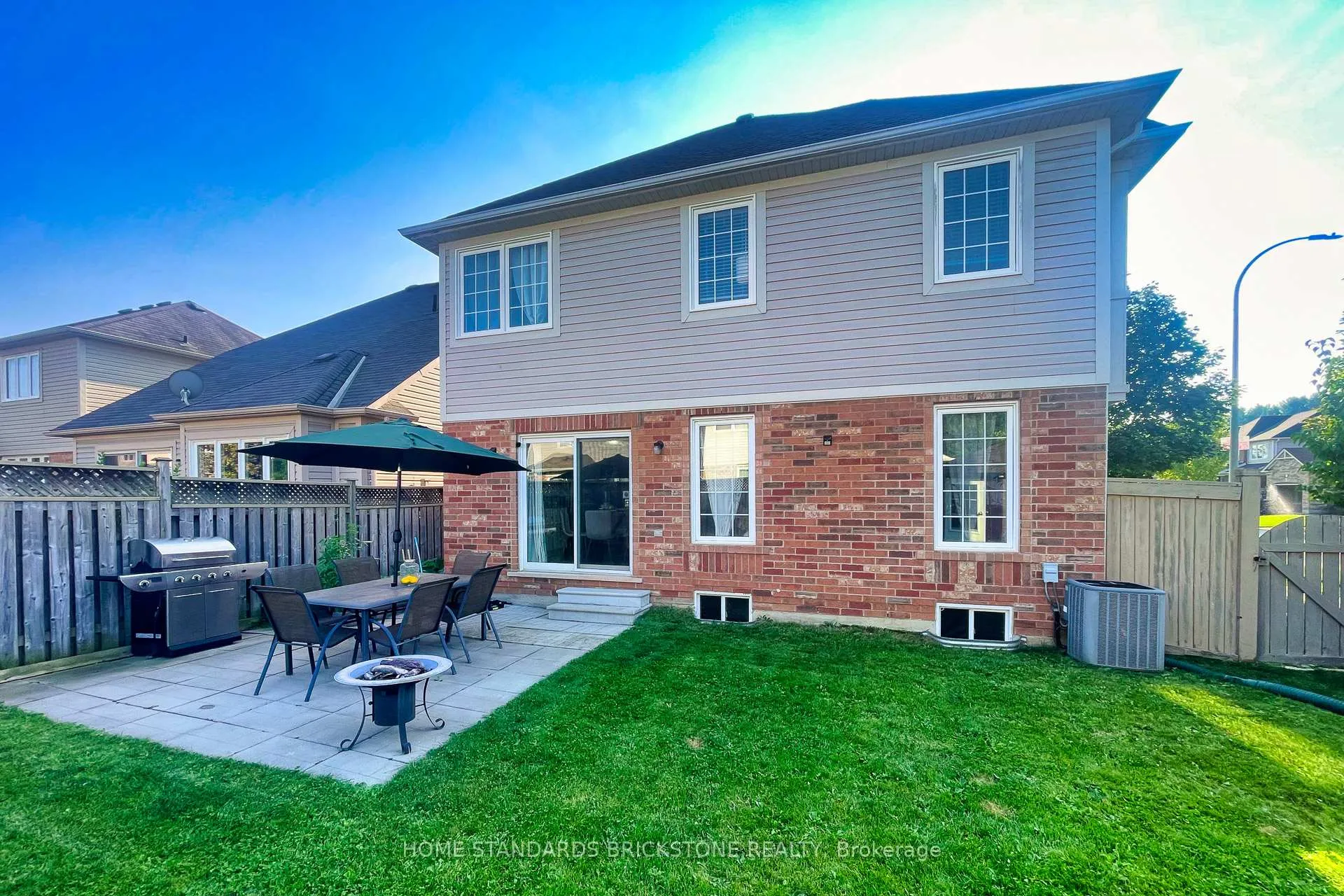 Photo 33 of 74 Nunn Crescent, New Tecumseth, Alliston — HOMEH