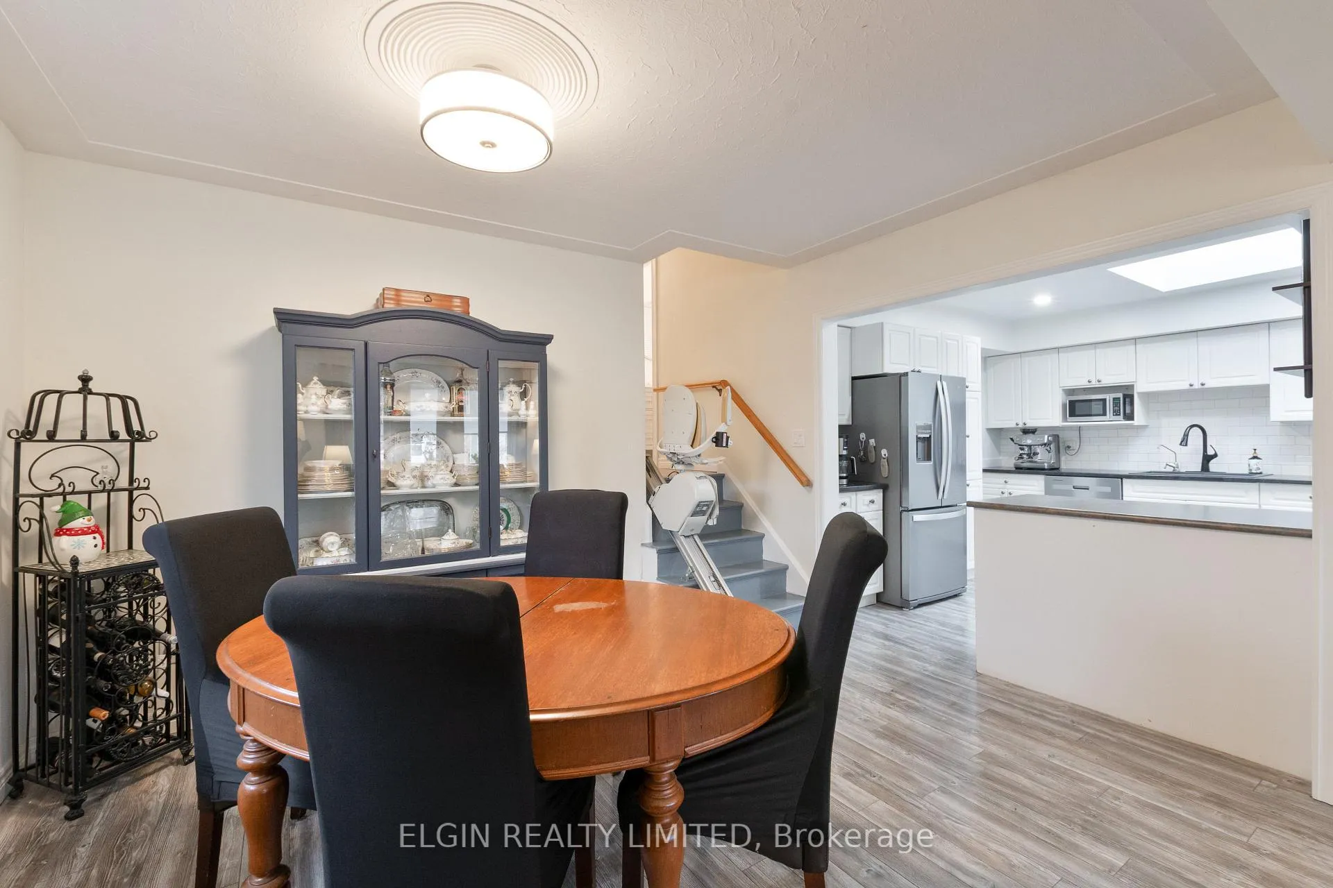 Photo 10 of 6 Dunwich Drive, St. Thomas — HOMEH