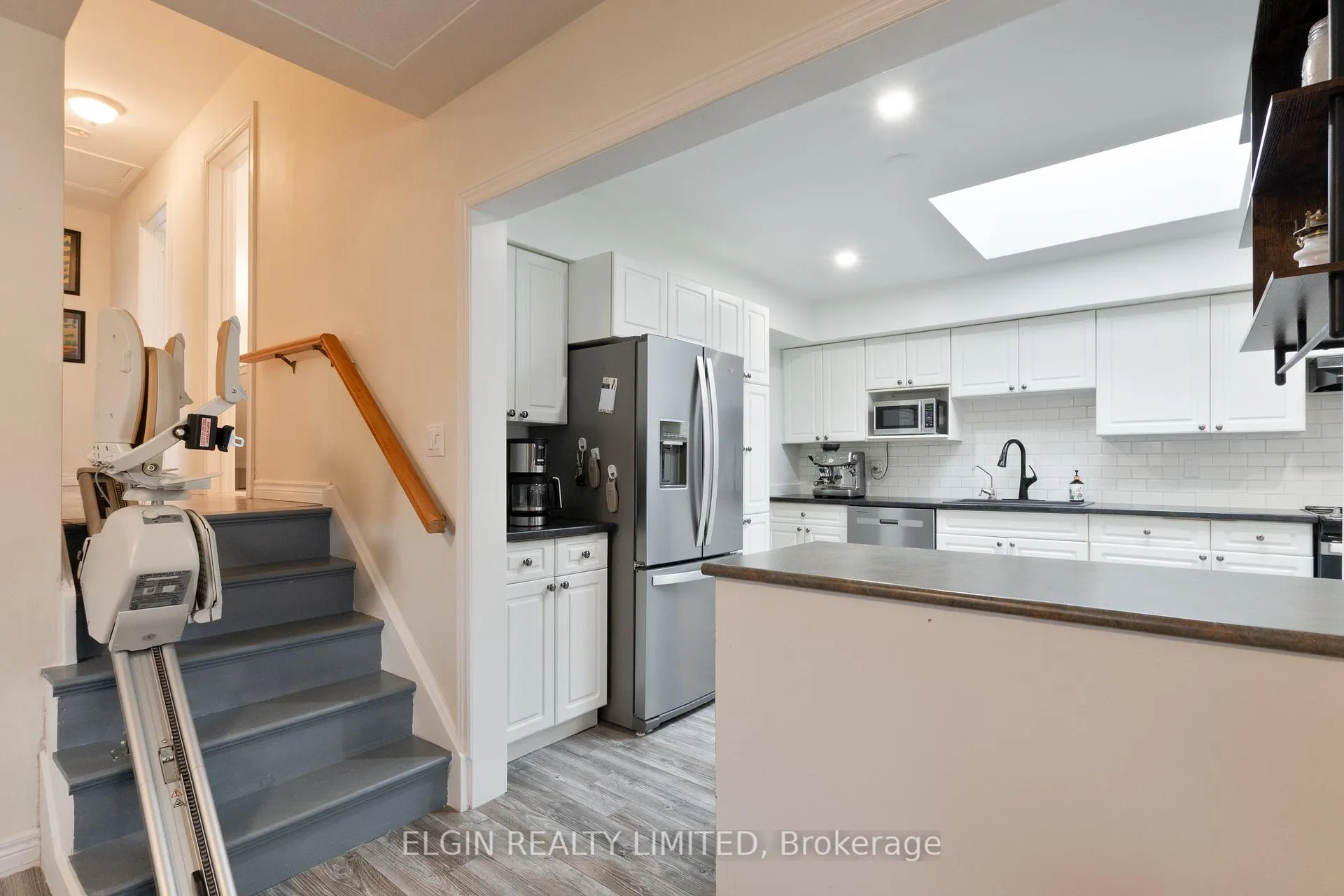 Photo 12 of 6 Dunwich Drive, St. Thomas — HOMEH