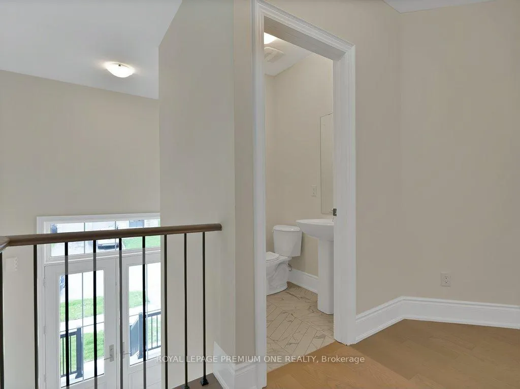 Photo 3 of 30 James Walker Avenue, Caledon, Caledon East — HOMEH