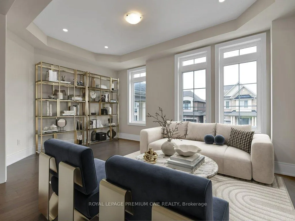 Photo 5 of 30 James Walker Avenue, Caledon, Caledon East — HOMEH