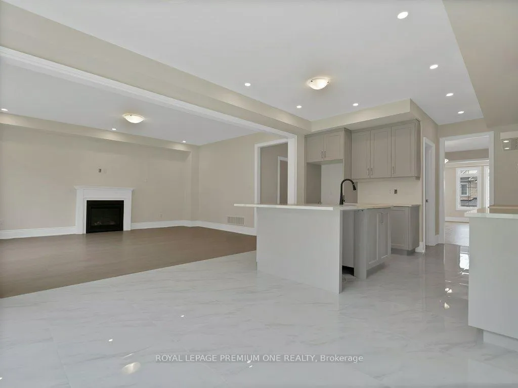 Photo 20 of 30 James Walker Avenue, Caledon, Caledon East — HOMEH