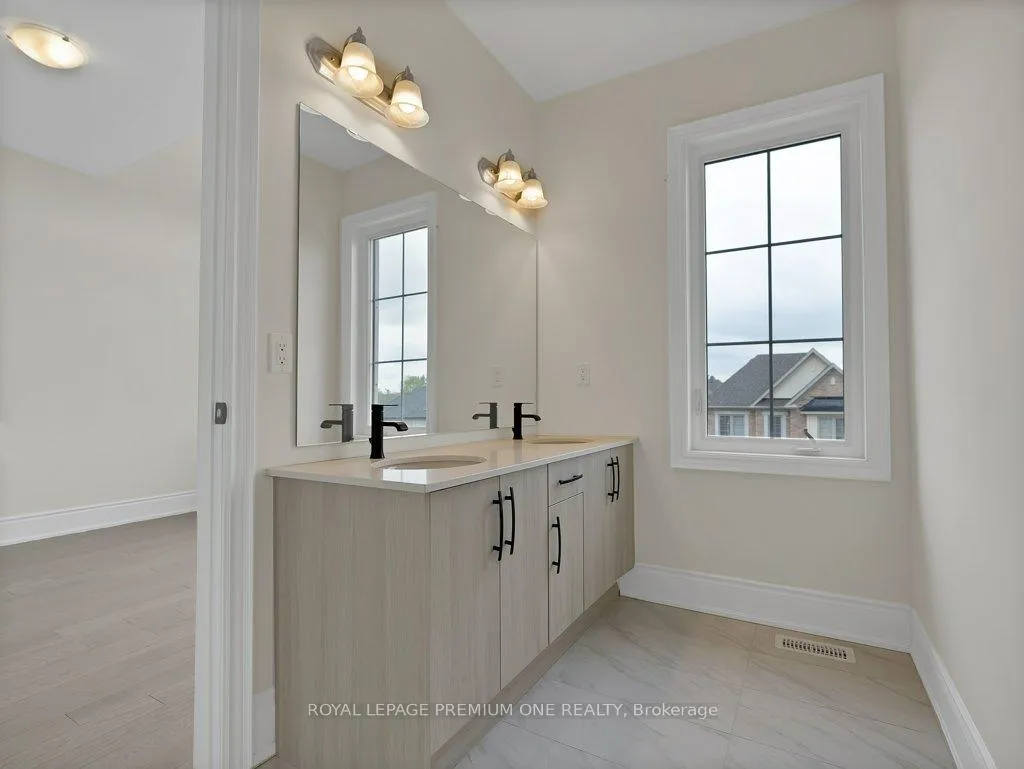 Photo 35 of 30 James Walker Avenue, Caledon, Caledon East — HOMEH