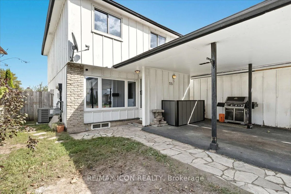 Photo 3 of 331 Preston Parkway, Cambridge — HOMEH