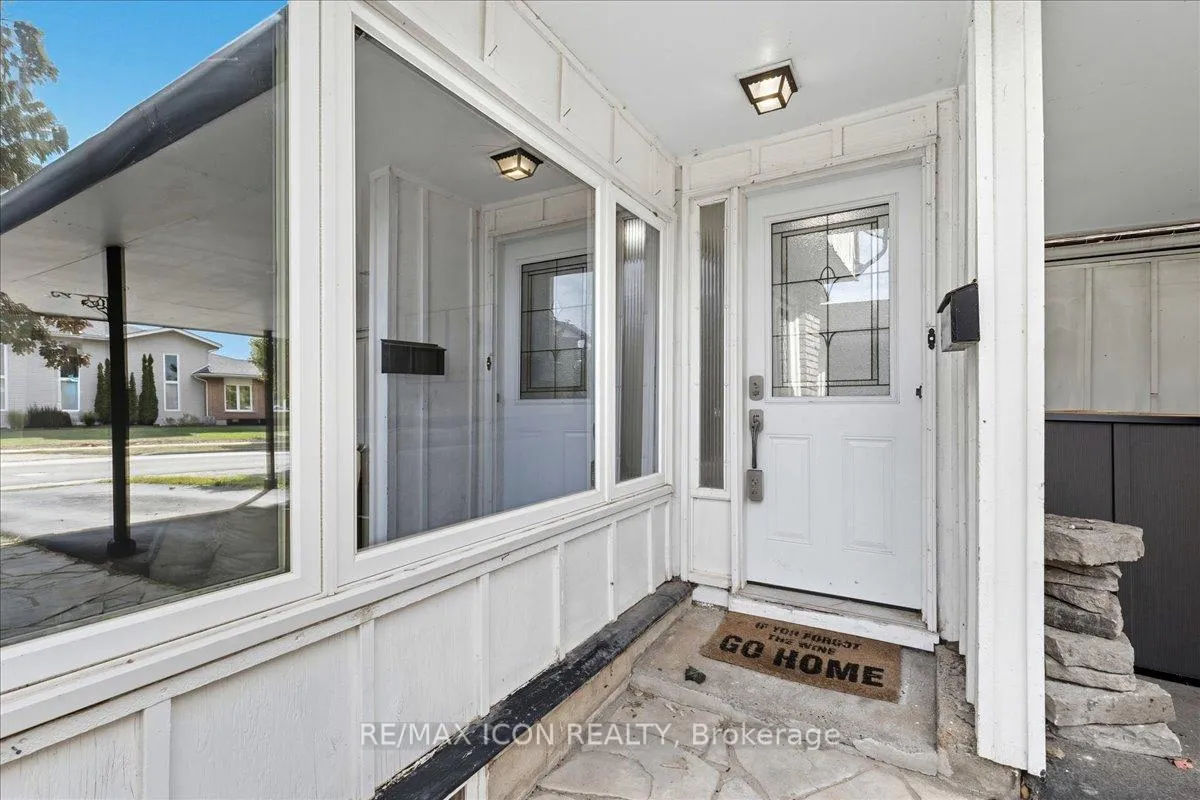 Photo 5 of 331 Preston Parkway, Cambridge — HOMEH