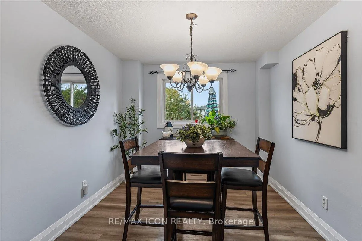 Photo 11 of 331 Preston Parkway, Cambridge — HOMEH