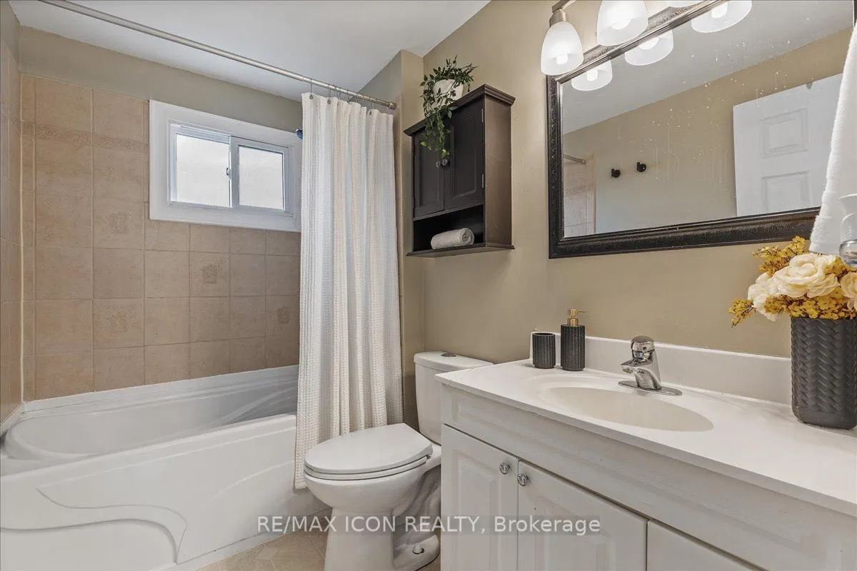 Photo 19 of 331 Preston Parkway, Cambridge — HOMEH