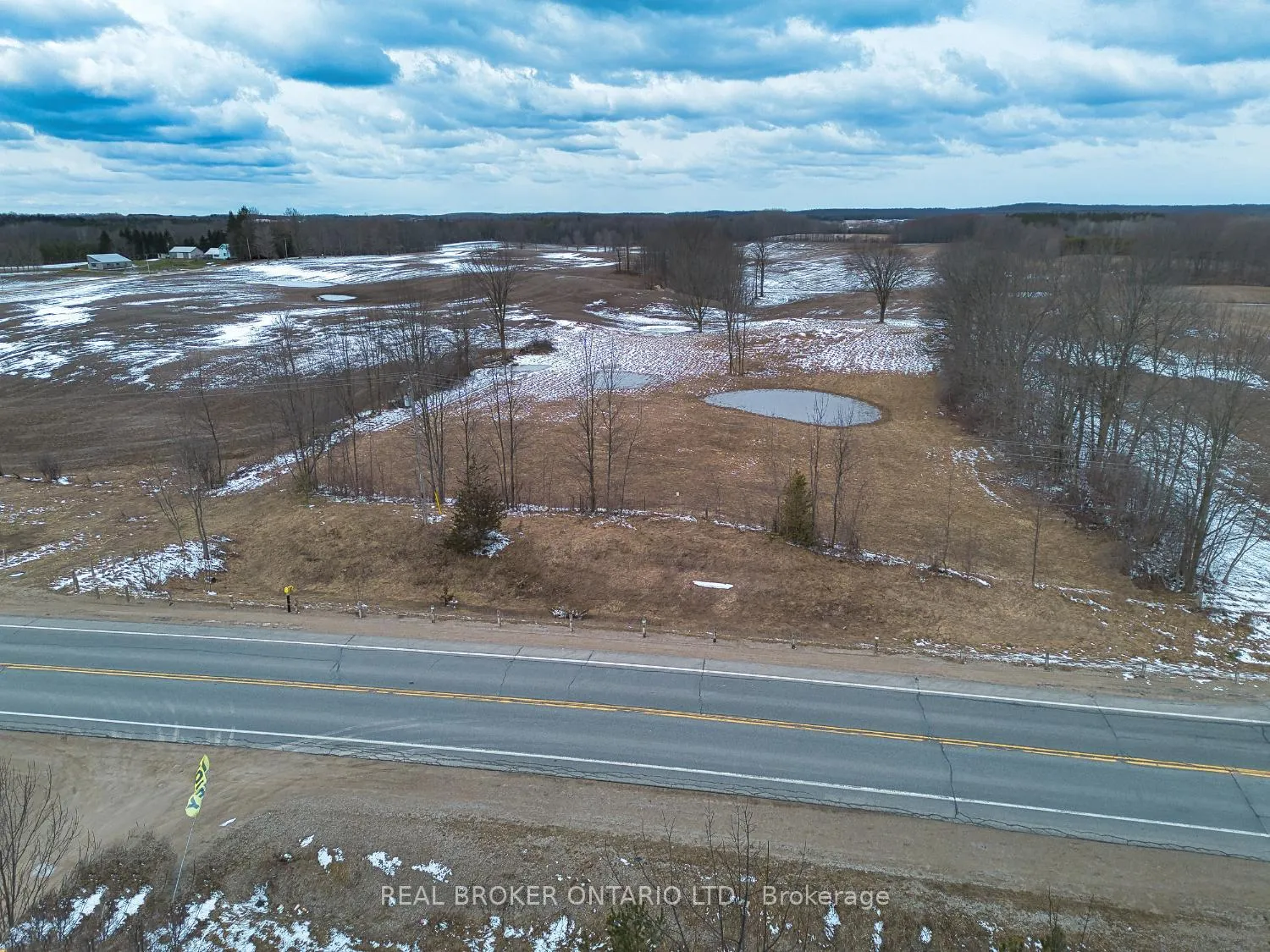 Photo 25 of 316486 6 Highway, Chatsworth — HOMEH