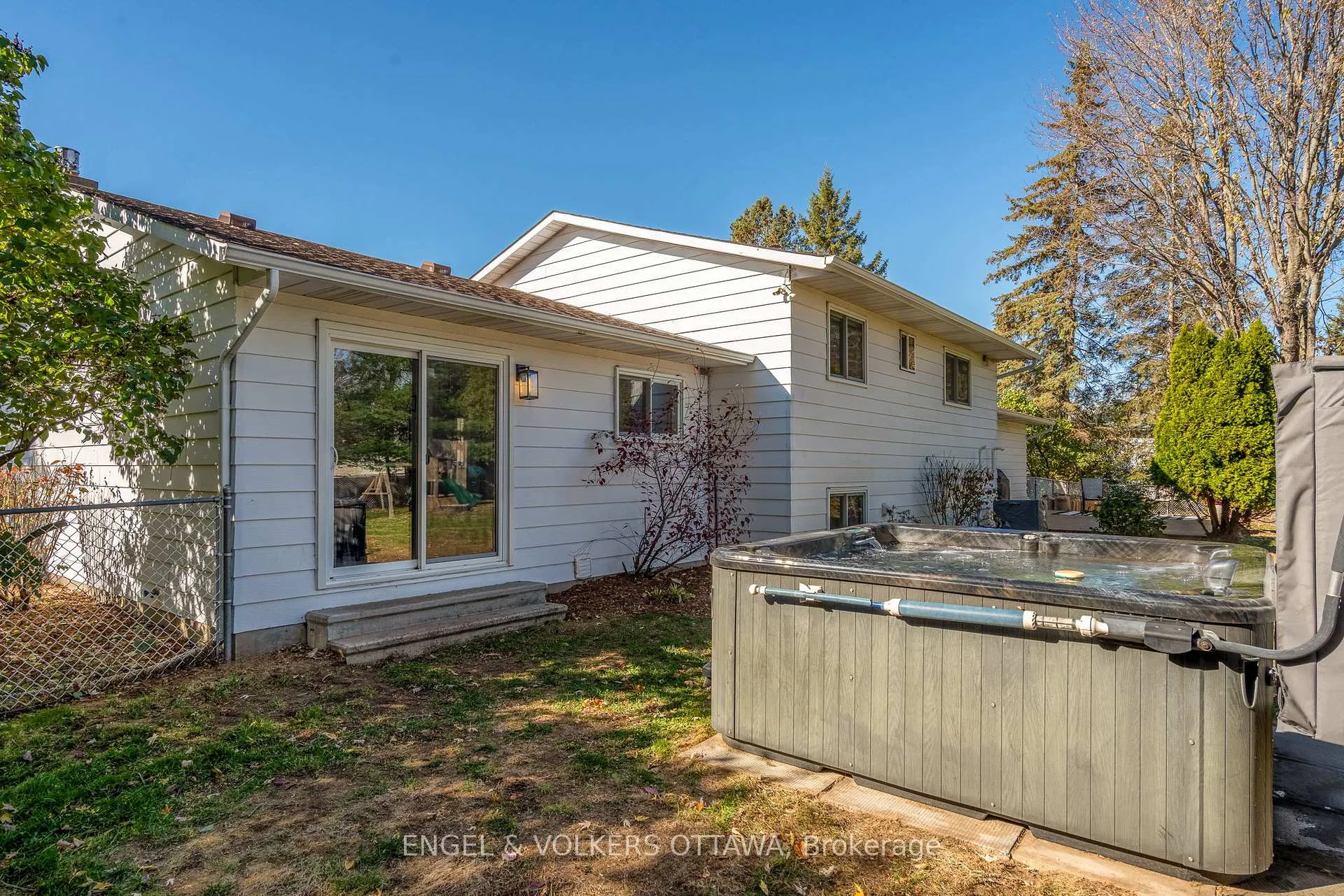 Photo 38 of 3293 Warner Way, Ottawa, Osgoode — HOMEH