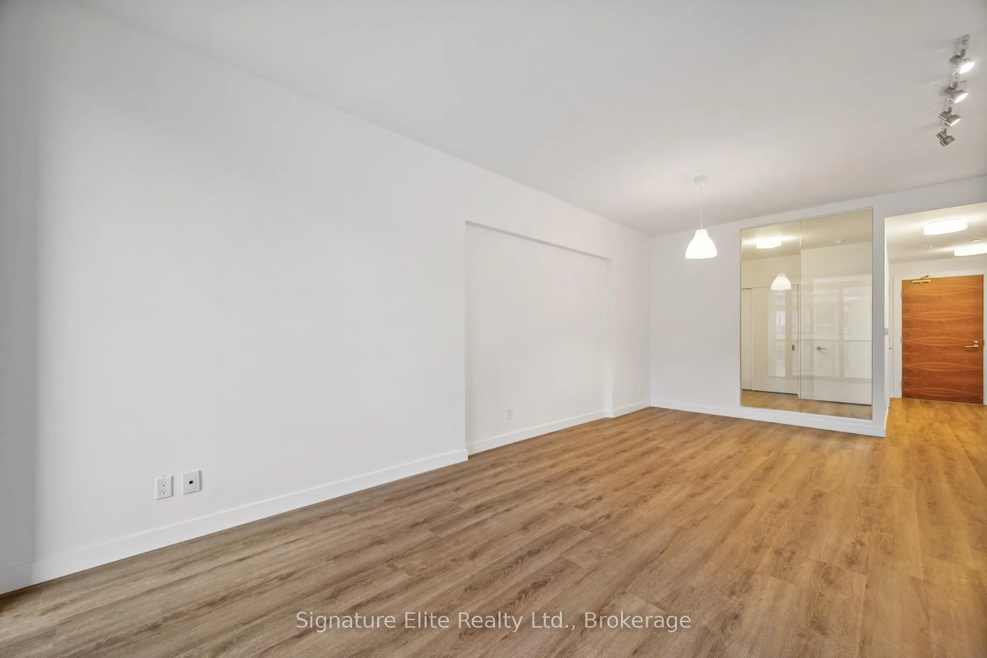 Photo 4 of Unit 306, 1075 Queen Street E, Toronto, South Riverdale — HOMEH