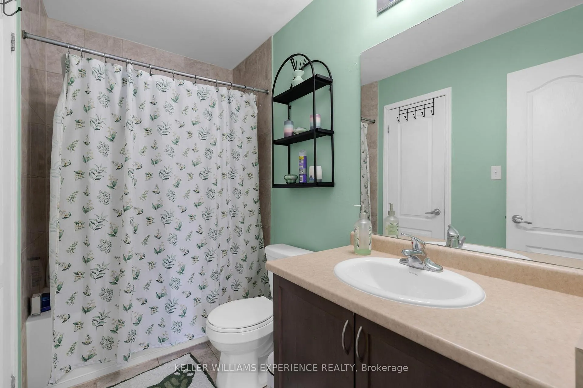 Photo 11 of 1483 Rankin Way, Innisfil, Alcona — HOMEH