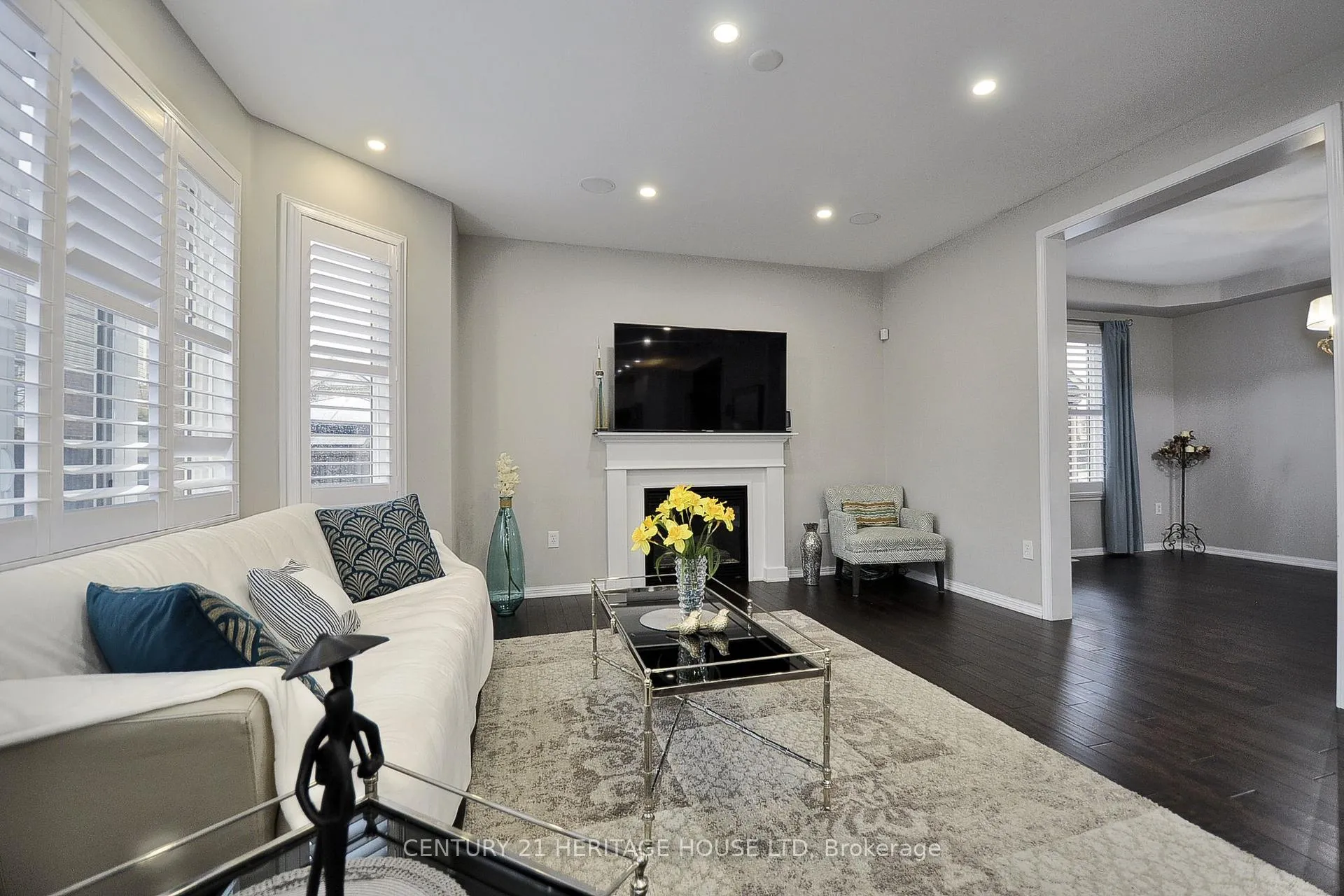 Photo 19 of 56 Henwood Drive S, Cambridge, Silver Heights — HOMEH