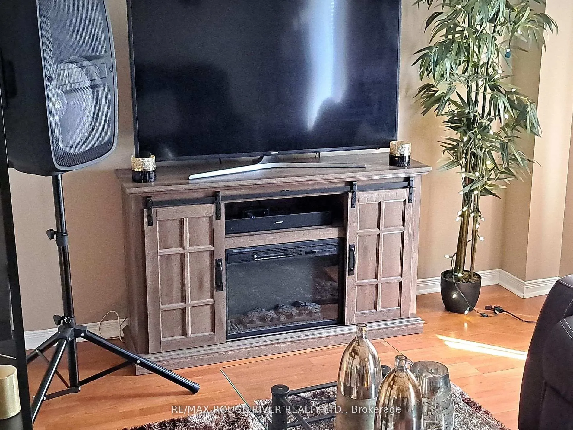 Photo 7 of Unit 40, 1850 Kingston Road, Pickering, Village East — HOMEH