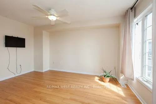 Photo 7 of 861 Bourne Crescent, Oshawa, Lakeview — HOMEH