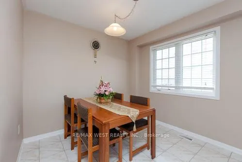 Photo 16 of 861 Bourne Crescent, Oshawa, Lakeview — HOMEH