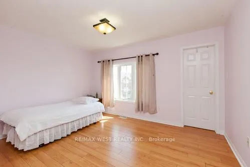 Photo 29 of 861 Bourne Crescent, Oshawa, Lakeview — HOMEH