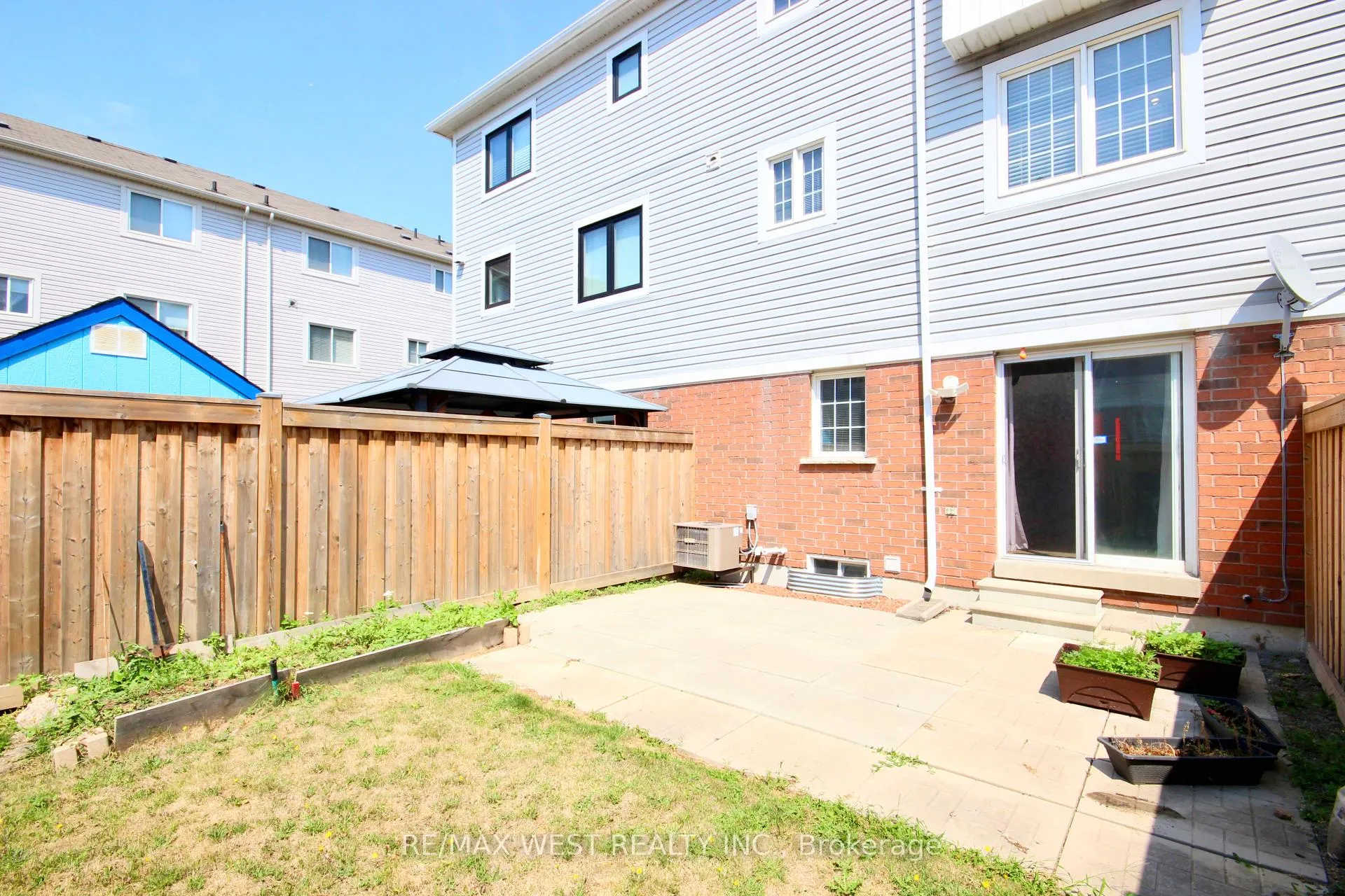 Photo 33 of 861 Bourne Crescent, Oshawa, Lakeview — HOMEH