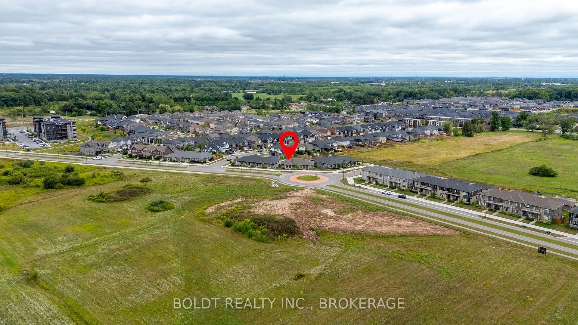 Photo 37 of 80 Summersides Boulevard, Pelham, Fonthill — HOMEH