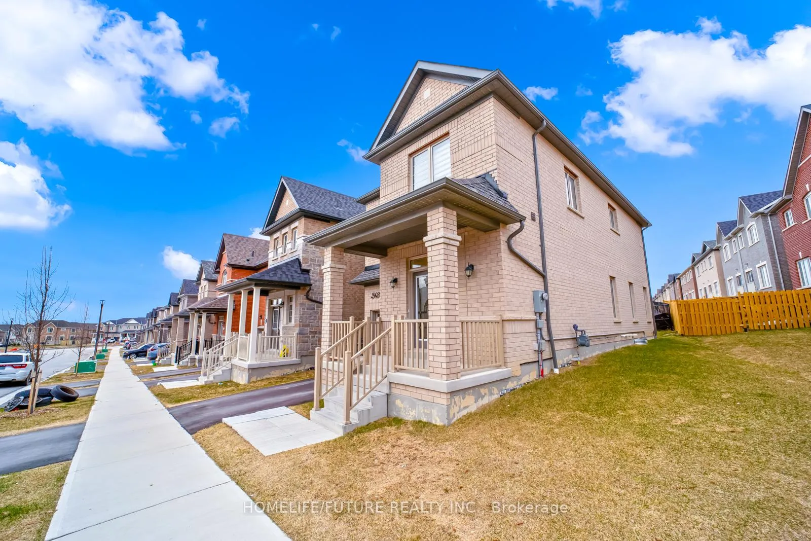 Photo 3 of 2426 Angora Street, Pickering, Rural Pickering — HOMEH