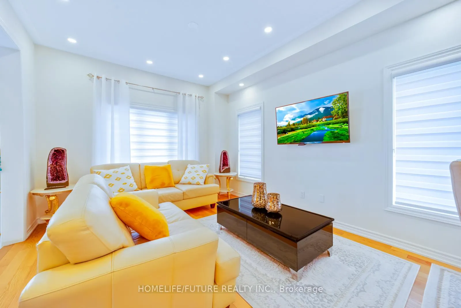 Photo 11 of 2426 Angora Street, Pickering, Rural Pickering — HOMEH