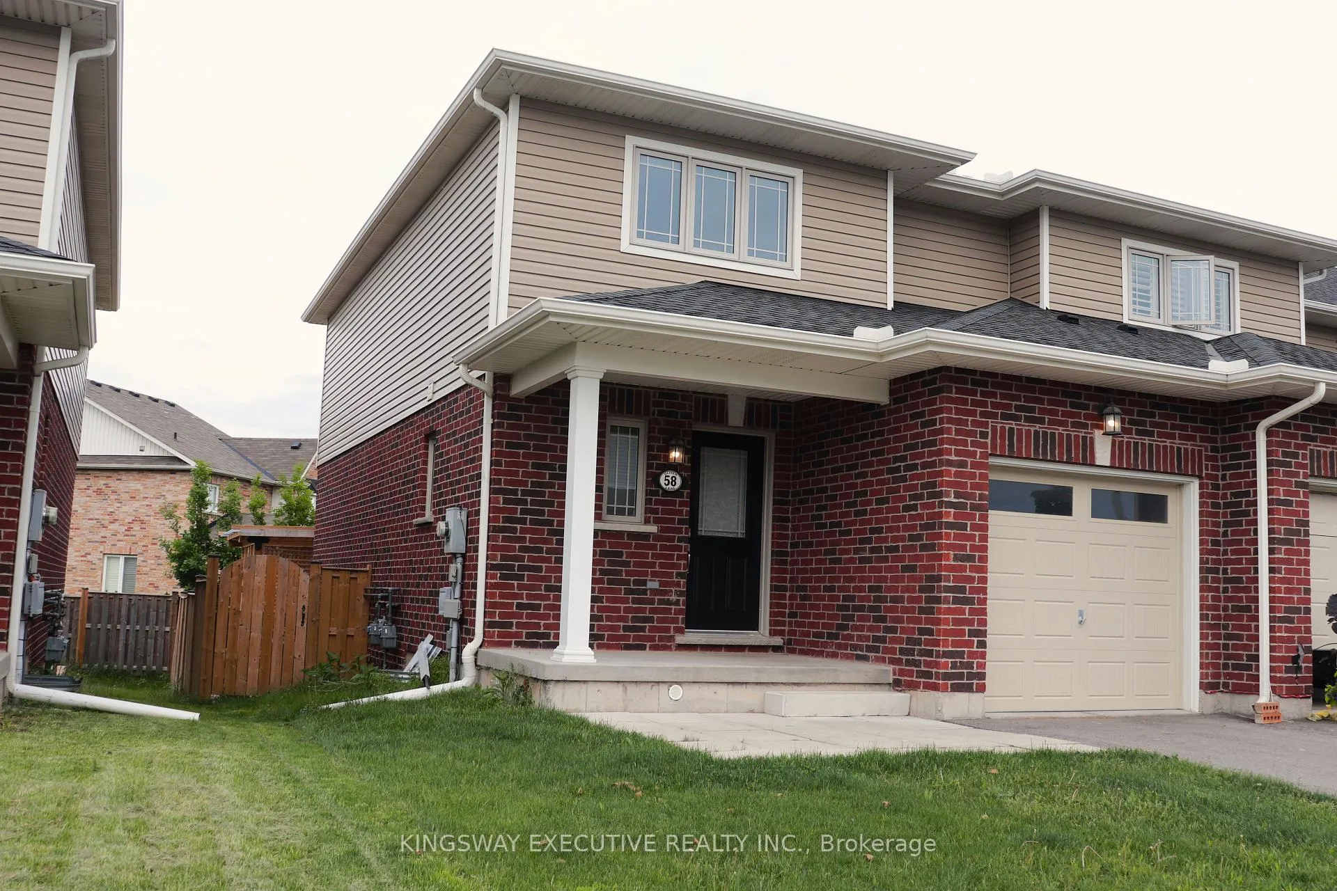 Photo 2 of 58 Oliver Lane, St. Catharines — HOMEH