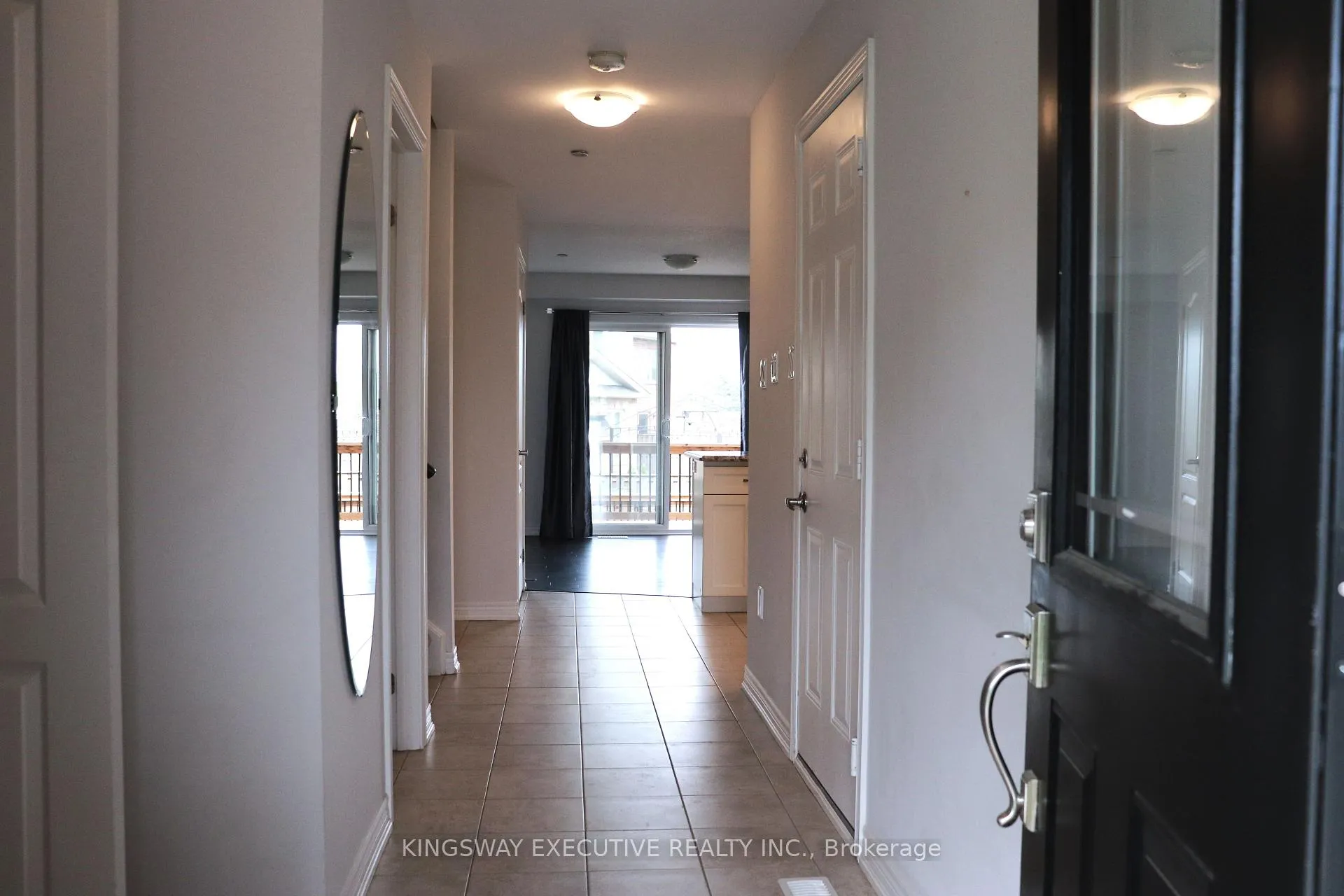 Photo 4 of 58 Oliver Lane, St. Catharines — HOMEH