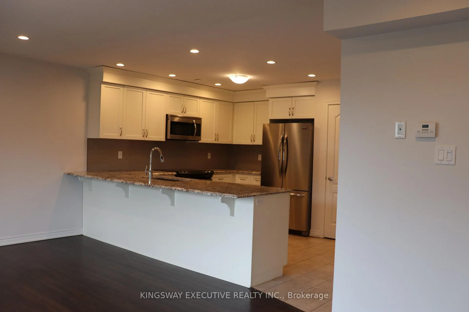 Photo 8 of 58 Oliver Lane, St. Catharines — HOMEH